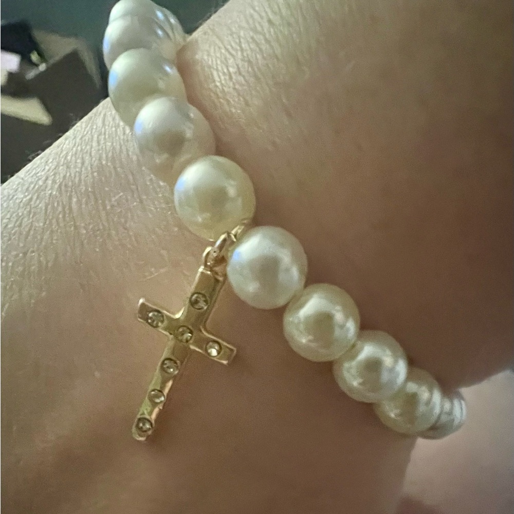 Cream and Gold Pearl Bracelet with Cross Charm